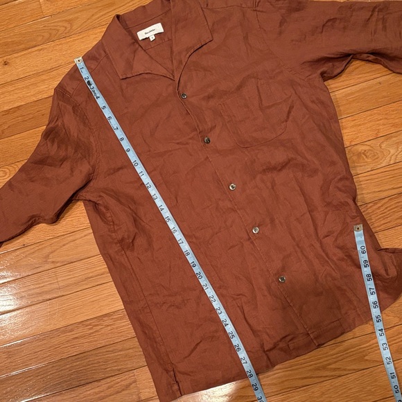 Men's Rust Casual Button Down Linen Shirt - Picture 8 of 9